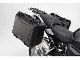 МОТОКОФРИ SW-M NANUK 35/35Л. З КРІПЛЕННЯМ BMW R1200GS (12-), R1250GS (18-)